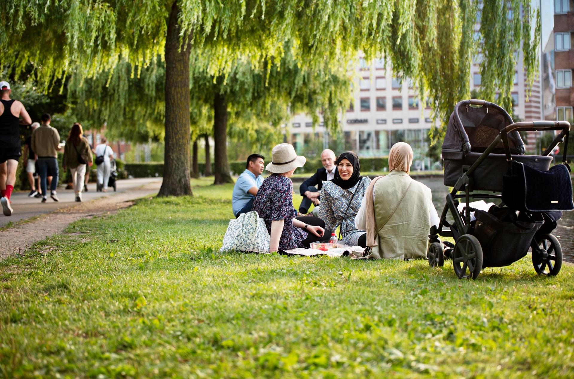 Employee images by the lakes in Copenhagen